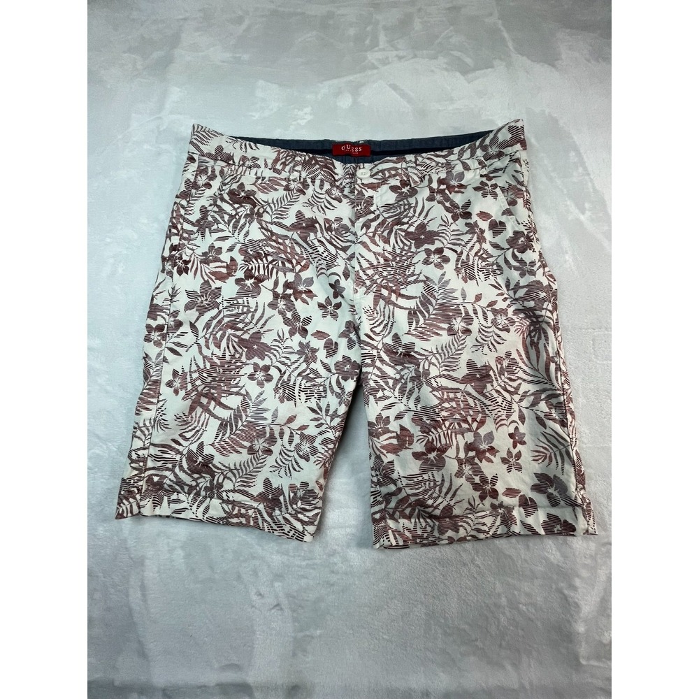 GUESS Mens 36 Shorts White‎ Red Floral 10" inseam